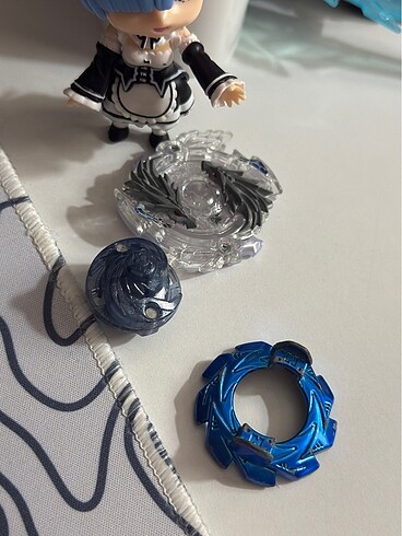 Beyblade burst