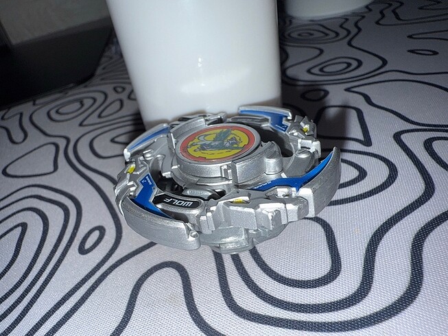 Beden Renk Beyblade