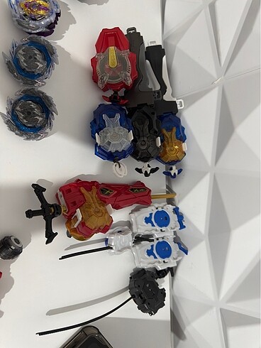 Beyblade burst