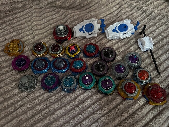 Beyblade burst