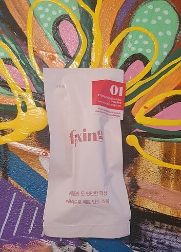 Beden çeşitli Renk Etude Fixing Tint Bar Ruj Lively Red 01