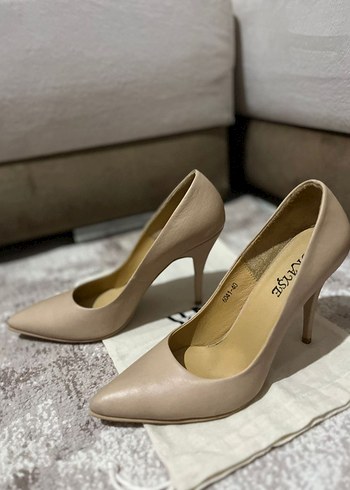 @Zara Bej Modern Klasik Stiletto Kadın Ayakkabı