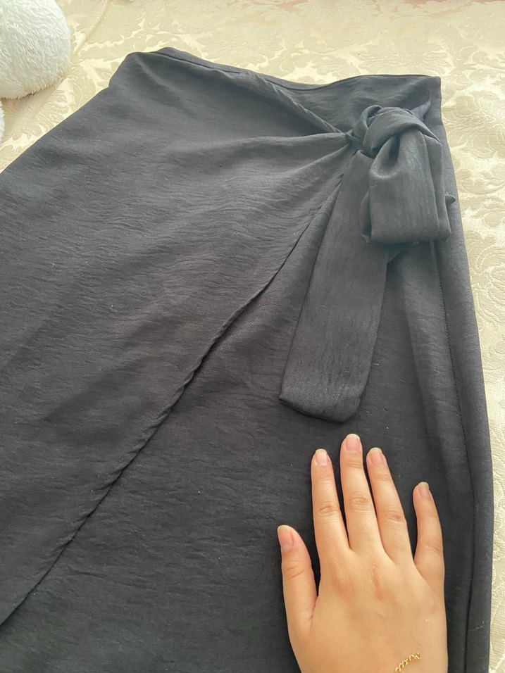 Siyah Drapeli Uzun Kadın Etek - Görsel 2