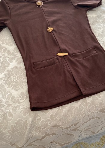 Düğmeli Kısa Kollu Kahverengi Süet Bluz - Görsel 2