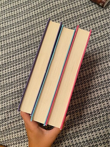  Beden Renk Sevdiğim tüm erkeklere kitap serisi