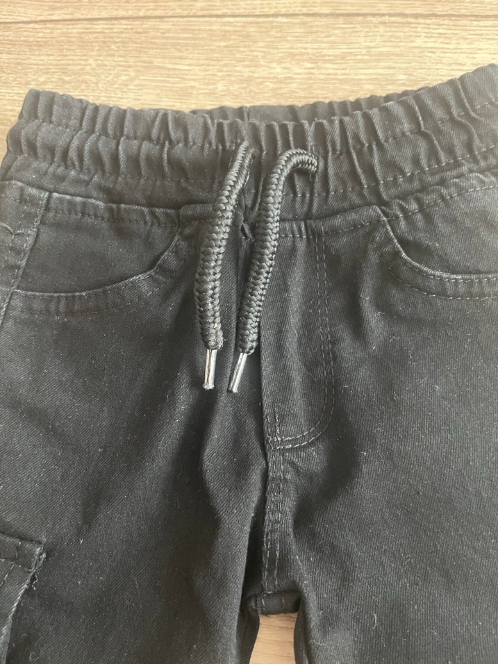 Siyah Bel Detaylı Erkek Çocuk Kot Pantolon - Görsel 2