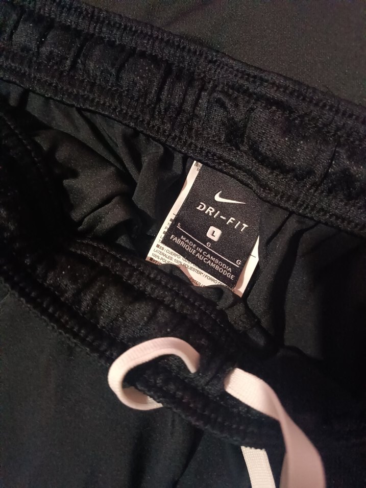 Nike Siyah Erkek Spor Şortu - Görsel 2