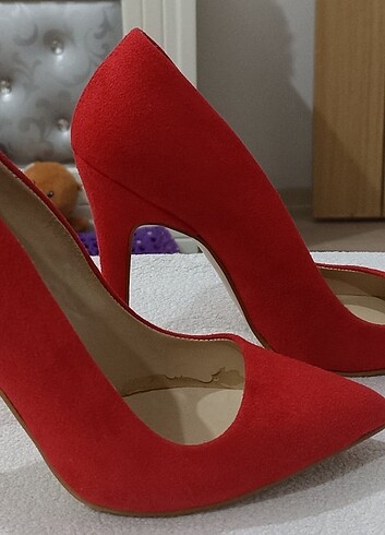 Pelinin Ayakkabıları Kırmızı stiletto