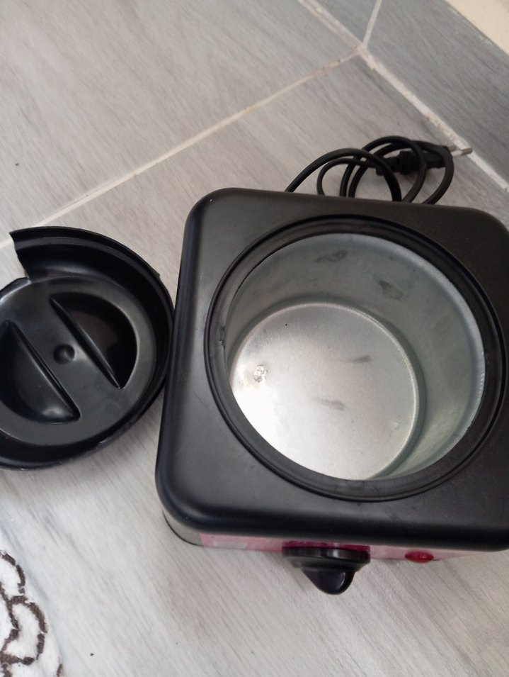 Elektrikli Siyah  ada Isıtıcı - Görsel 2