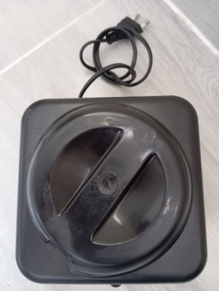 Elektrikli Siyah  ada Isıtıcı - Görsel 3