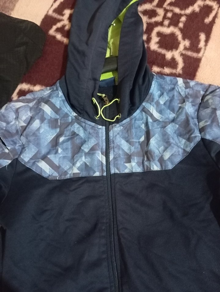 Erkek Çocuk Mavi Kapüşonlu Fermuarlı Ceket - Görsel 3