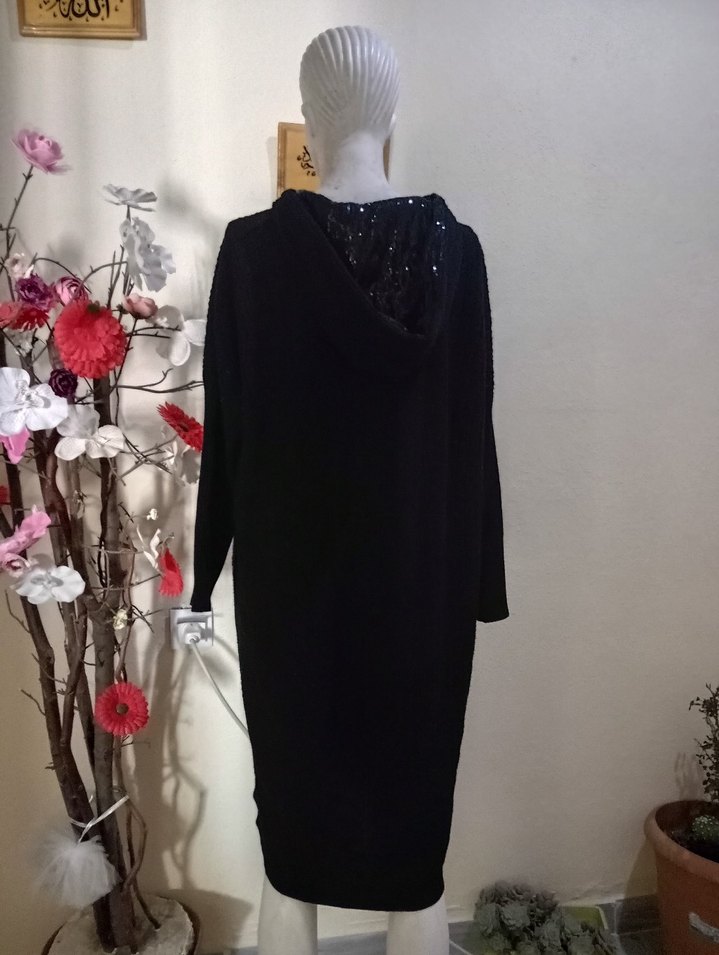 Kadın Siyah Uzun Fermuarlı Kaban - Görsel 3