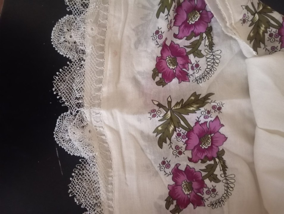 Dantel Kenarlı Vintage Kadın Şal - Görsel 4