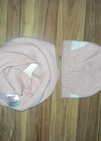 Pembe Nakışlı Örgü Çocuk Bere ve Boyunluk Seti - Görsel 3