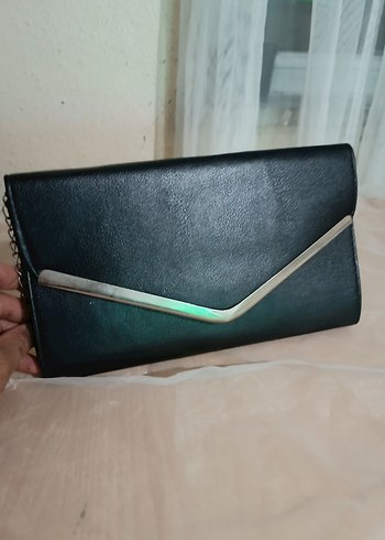 Siyah Deri Kemer Detaylı Kadın Clutch Çanta