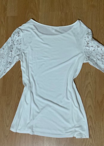 Dantel Detaylı Beyaz Kollu Bluz - Görsel 2