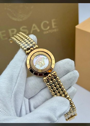 Versace Kadın Klasik Altın Renkli Kol Saati - Görsel 16