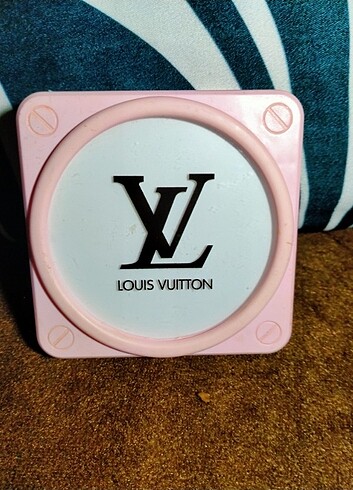 Louıs Vuitton 13000 mah powerbank 