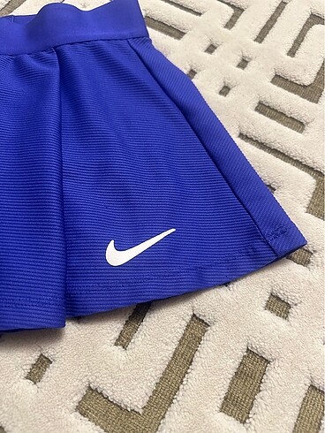 Nike Tertemız nıke Tenıs etegı