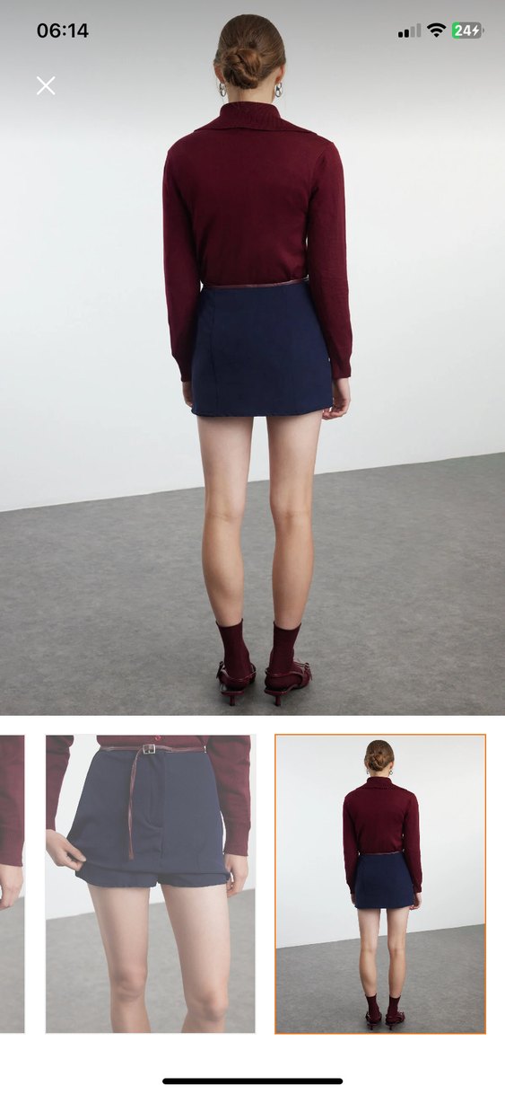 Kemer Detaylı Koyu Renk Mini Denim Etek - Görsel 4