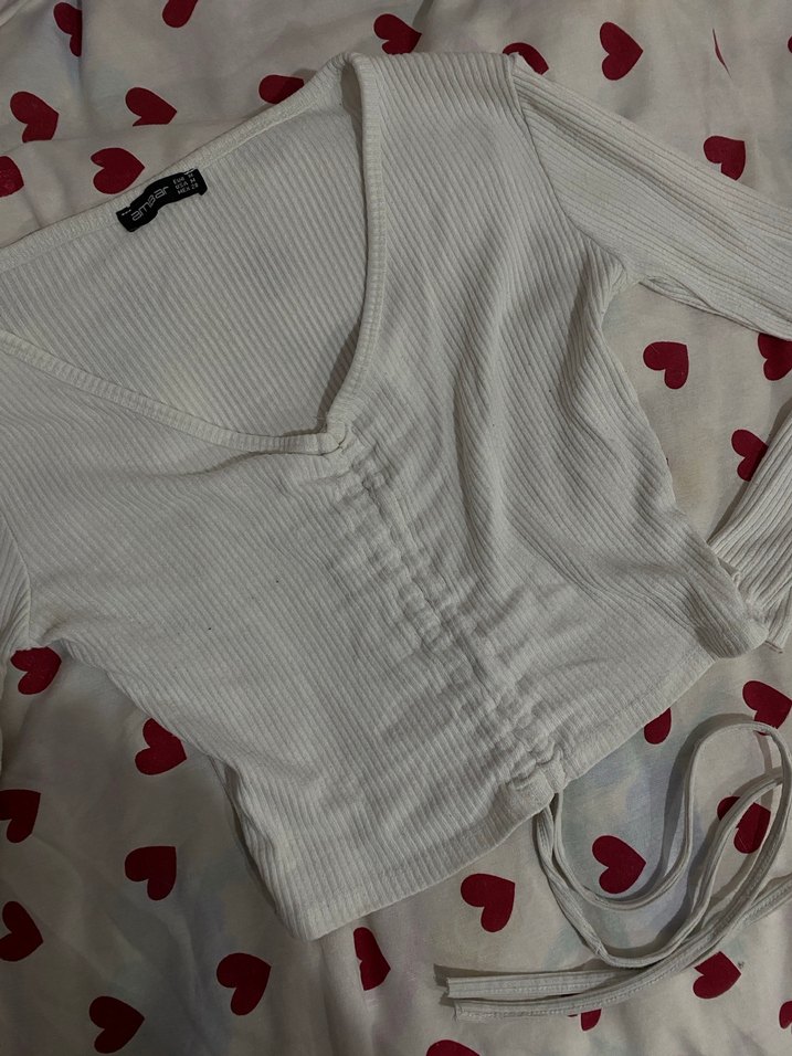 Beyaz Büzgülü V Yakalı Kadın Bluz - Görsel 2