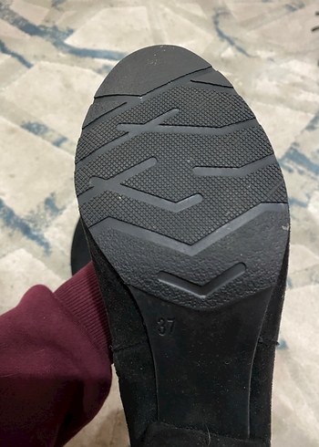 Siyah Süet Tokalı Kadın Topuklu Bot - Görsel 5