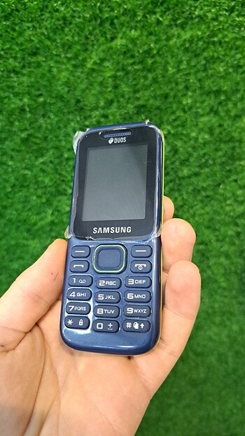 Duo tuşlu telefon sarj aletide içindedir 