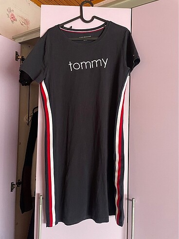 Tommy elbise