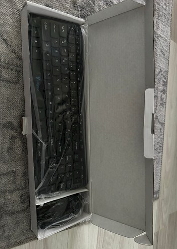 Yageo kablosuz klavye ve mouse seti - Görsel 2