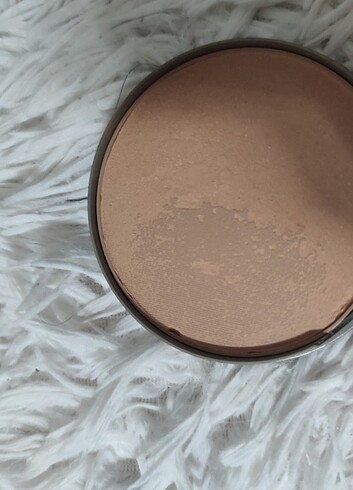 Kryolan ivory pudra 