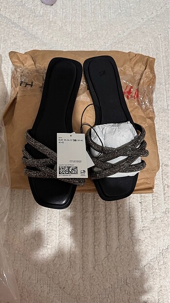 38 Beden H&m elmas işlemeli sandalet