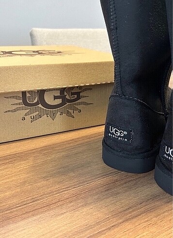 36 Beden Orta Boy Ugg