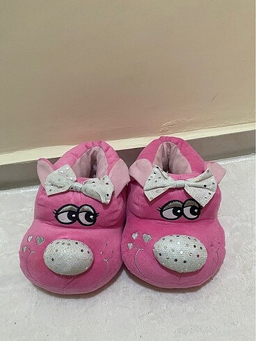 Kadın pembe panduf