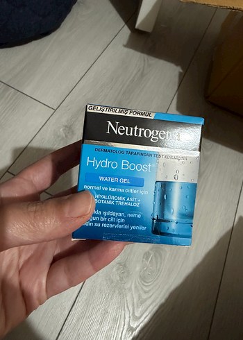 Neutrogena Hydro Boost Su Bazli Nemlendirici