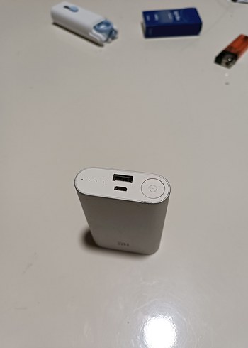Xiaomi Beyaz Taşınabilir powerbank - Görsel 3