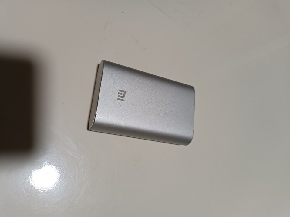 Xiaomi Beyaz Taşınabilir powerbank - Görsel 2