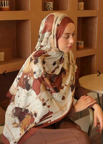 Kahverengi İpek Dokulu Bohem Kadın Şal - Görsel 2