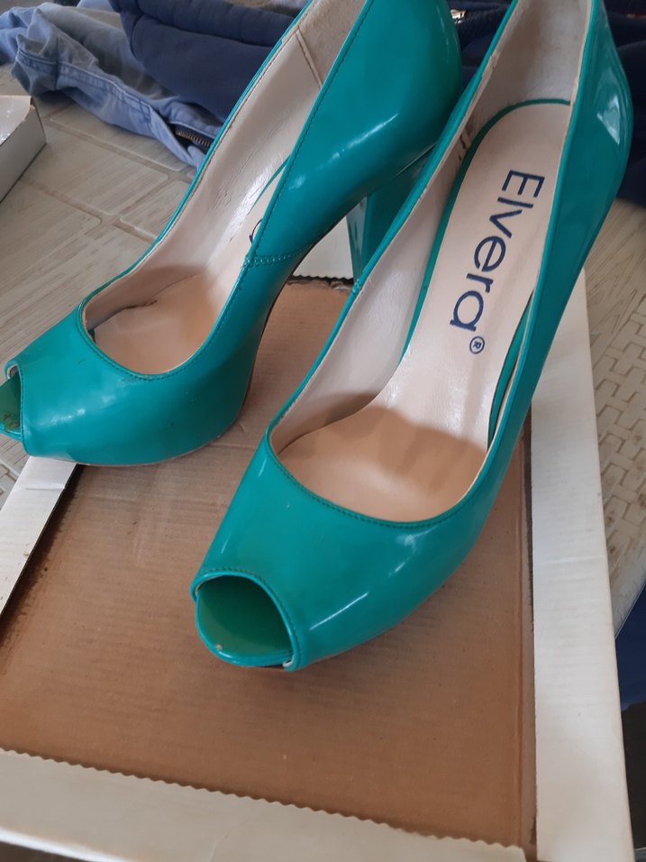 Turkuaz Parlak Rugan Stiletto Topuklu Kadın Ayakkabı - Görsel 3