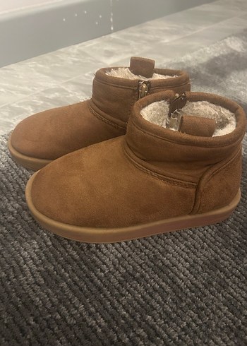 Zara çocuk bot - Görsel 4