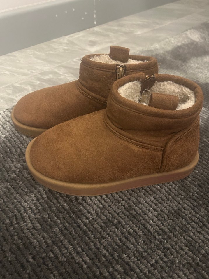 Zara çocuk bot - Görsel 4