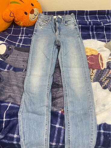 Stradivarius Dar paça jean
