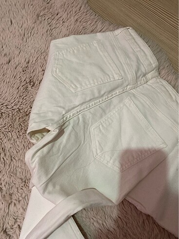 34 Beden beyaz Renk İspanyol paça pantolon