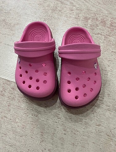 Crocs bebek terlik