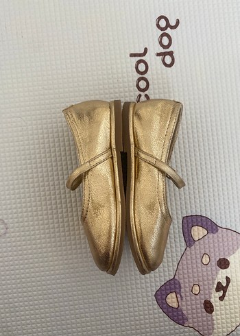 Zara Kız Çocuk Altın Renkli Tokalı Babet - Görsel 4