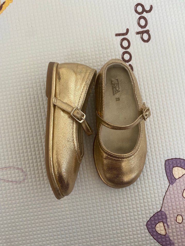 Zara Kız Çocuk Altın Renkli Tokalı Babet - Görsel 2