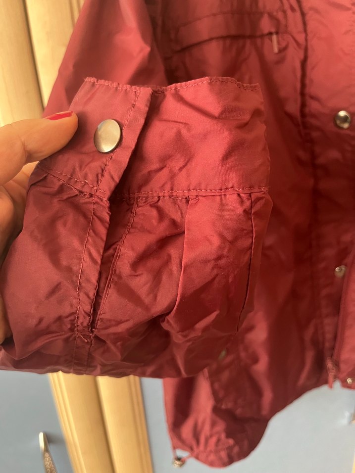 LC Waikiki yağmurluk - Görsel 4