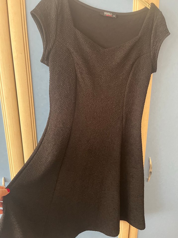 V Yaka Kolsuz Kadın  Elbise - Görsel 2