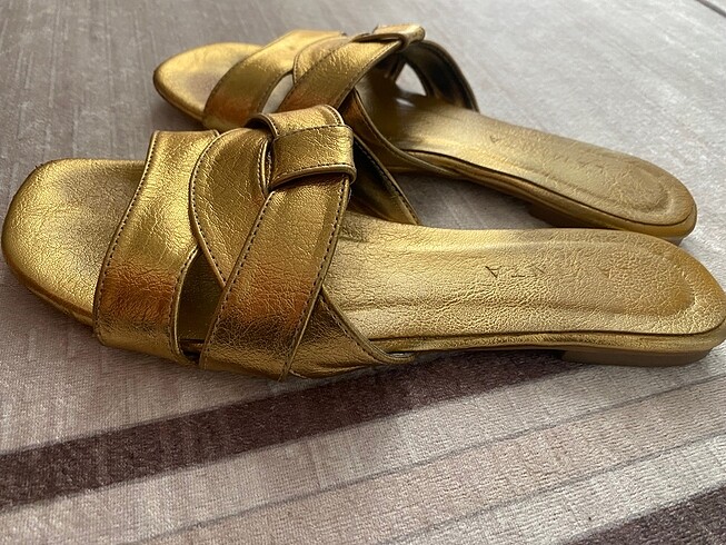 37 Beden Zara gold terlik