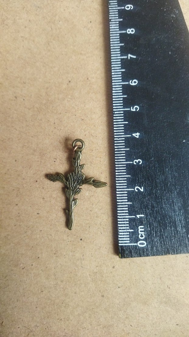 Gotik Kadın kolye ucu haç gül model - Görsel 2