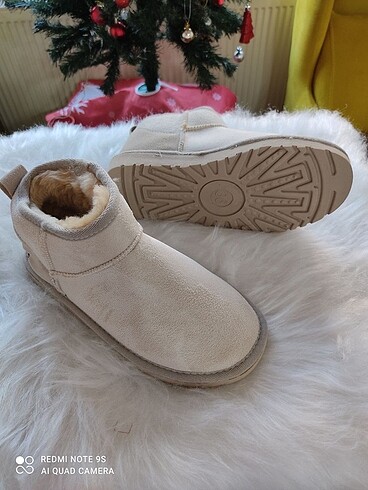 36 Beden Ugg ultra mini bej